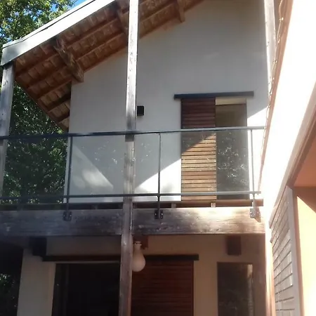 Maison Passive Et D'architecte Δωμάτια σε οικογενειακή κατοικία