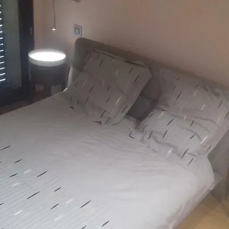 Maison Passive Et D'architecte בית אירוח